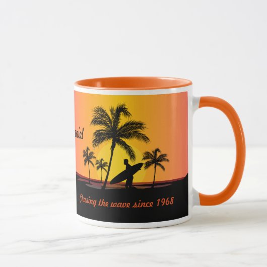 Mug Surfer personnalisé surfant chassant la vague (Droite)
