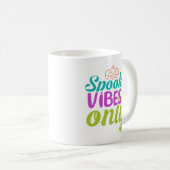 Mug Sweatshirt Spooky Vibes Only-40378 (Devant droit)