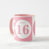 Mug Sweet 16 monogramme nom rose et blanc (Devant gauche)