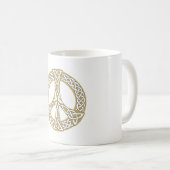 Mug Symbole de paix celtique or et blanc (Devant droit)