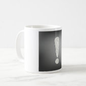 Mug Symbole de point d'exclamation grunge industriel (Devant gauche)