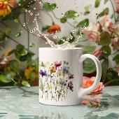 Mug Symphonie fleur sauvage : L'art de l'aquarelle