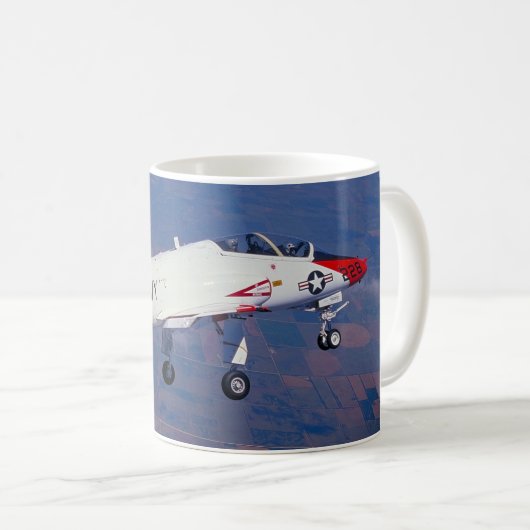 MUG T-45 GOSHAWK (Devant droit)