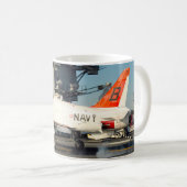 MUG T-45 GOSHAWK (Devant droit)
