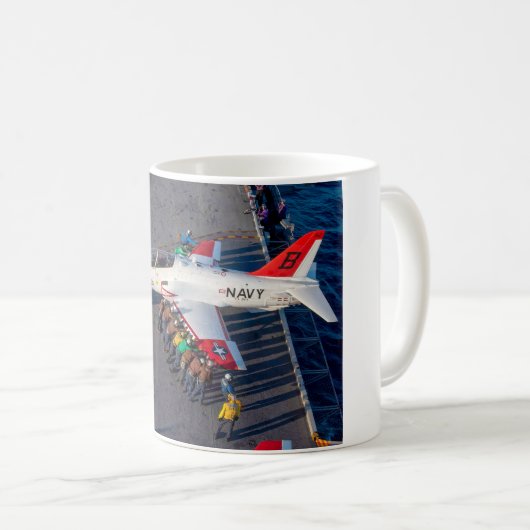 MUG T-45C GOSHAWK (Devant droit)