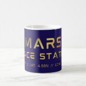 Mug T-shirt graphique Future Mars Space Station avec s (Centre)