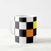 Mug Tableau noir blanc avec couleur orange jaune (Devant gauche)
