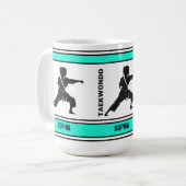 Mug Taekwondo Cadeau d'anniversaire, Joueuse de taekwo (Devant gauche)