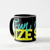 Mug Taille d'amusement pour des couleurs foncées (Devant gauche)