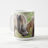 Mug Tan Coloré Shetland Pony, (Devant gauche)