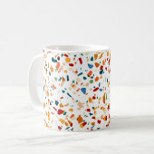 Mug Tan Terrazzo | Peinture Eclectique Quirky Confetti (Devant gauche)