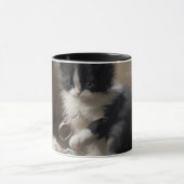 Mug Tangup Dans Fun Black and White Kitten (Centre)