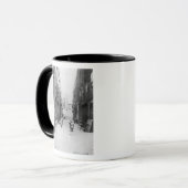 Mug Taudis de Londres, 1899 (Devant gauche)