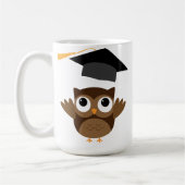 Mug Tawny Owl Jetant Sa Bouge De Bac De Graduation (Gauche)