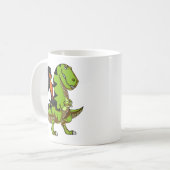 Mug Teckel de chien de saucisse montant le dinosaure (Devant gauche)