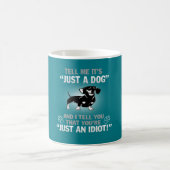 Mug TECKEL - son pas simplement un chien ! (Centre)