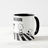 Mug Tee - shirt | Marche de groupe | Ajouter Votre Nom (Devant droit)