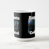 Mug "Télécommande" SKULLNSKIN Grph par J.H. Thornton  (Centre)