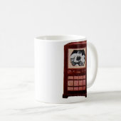 Mug téléviseur diffusant un match de boxe vers 1951 (Devant droit)