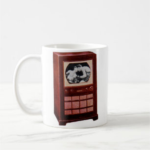 Mug téléviseur diffusant un match de boxe vers 1951