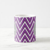 Mug Tendance violet Chevron Motif gris Monogramme (Centre)