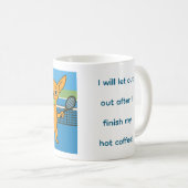 Mug Tennis with a woman and a chihuhua (Devant droit)