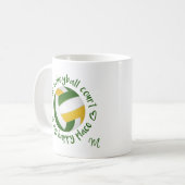 Mug terrain de volley-ball en or vert est mon endroit  (Devant gauche)