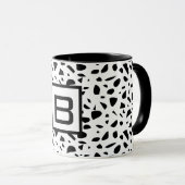 Mug Terrazzo noir blanc monogramme initial (Devant droit)