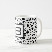 Mug Terrazzo noir blanc monogramme initial (Devant droit)