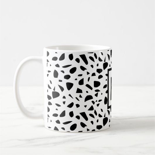 Mug Terrazzo noir blanc monogramme initial (Gauche)
