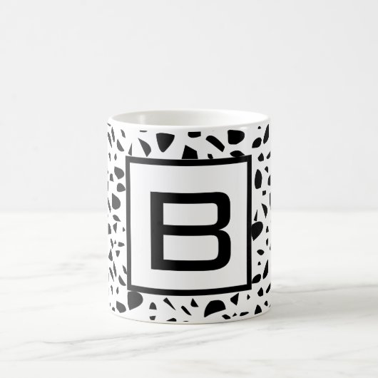 Mug Terrazzo patte noir blanc monogramme initial gras (Centre)