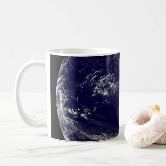 Mug Terre Avec Trois Cyclones Tropicaux Dans Le Pacifi (Avec donut)