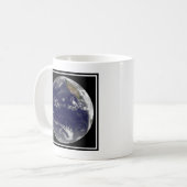 Mug Terre Avec Trois Cyclones Tropicaux Dans Le Pacifi (Devant gauche)