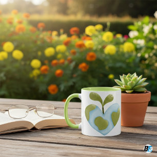 Mug Terre en forme de cœur avec une pousse Éco Amour É