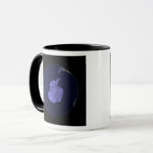 Mug Terre entière la nuit montrant les lumières de la (Devant gauche)
