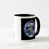 Mug Terre entièrement éclairée centrée sur l'Australie (Devant droit)