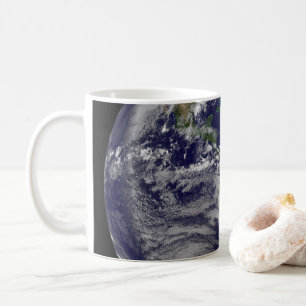 Mug Terre Pleine Avec Tempêtes Tropicales Dans L'Atlan