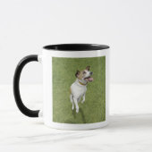 Mug Terrier de Jack Russell sautant, vue élevée (Gauche)