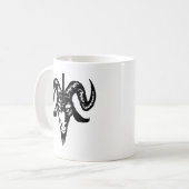 Mug Tête satanique de chèvre avec la croix (noir) (Devant gauche)