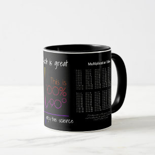 Mug Texte blanc du tableau de multiplication sur foncé
