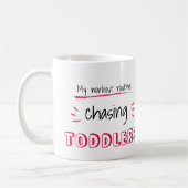 Mug Texte Editable : . .chasing… (jumeaux, ados, etc.) (Gauche)