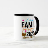 Mug Thanksgiving familial 2025 | Turquie modifiable (Devant droit)