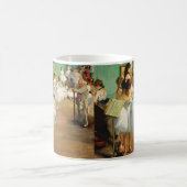 Mug The Dance Class (1874) par Edgar Degas (Centre)