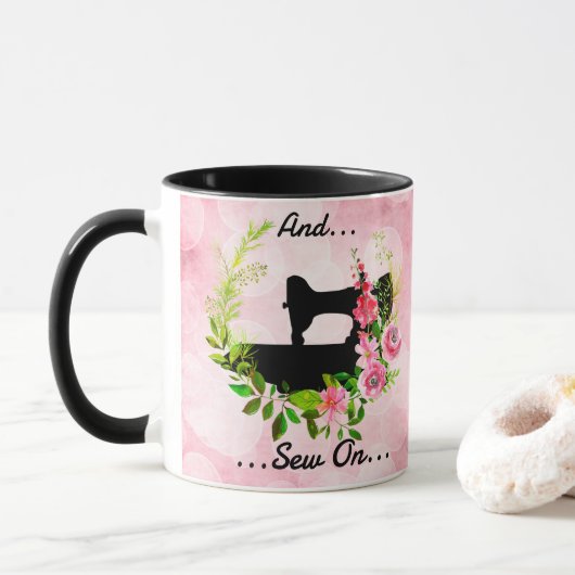 Mug Thème d'artisanat de couture de machine à coudre v (Avec donut)