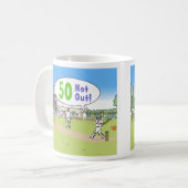 Mug Thème de cricket Not Out 50. 50e anniversaire (Devant gauche)