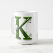 Mug Thème de lettre d'herbe de golf avec balles et clu (Devant gauche)
