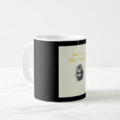 Mug Thème du scarabée zombie (Devant gauche)