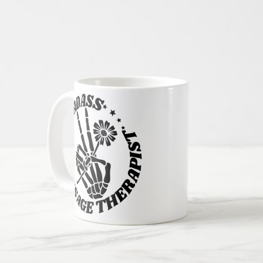 Mug Thérapeute de massage de Badass (Devant gauche)