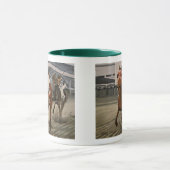 Mug Thoroughbred Equine remporte la course de cheval (Centre)