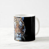 Mug Tigre avec Arrière - plan noir (Devant droit)
